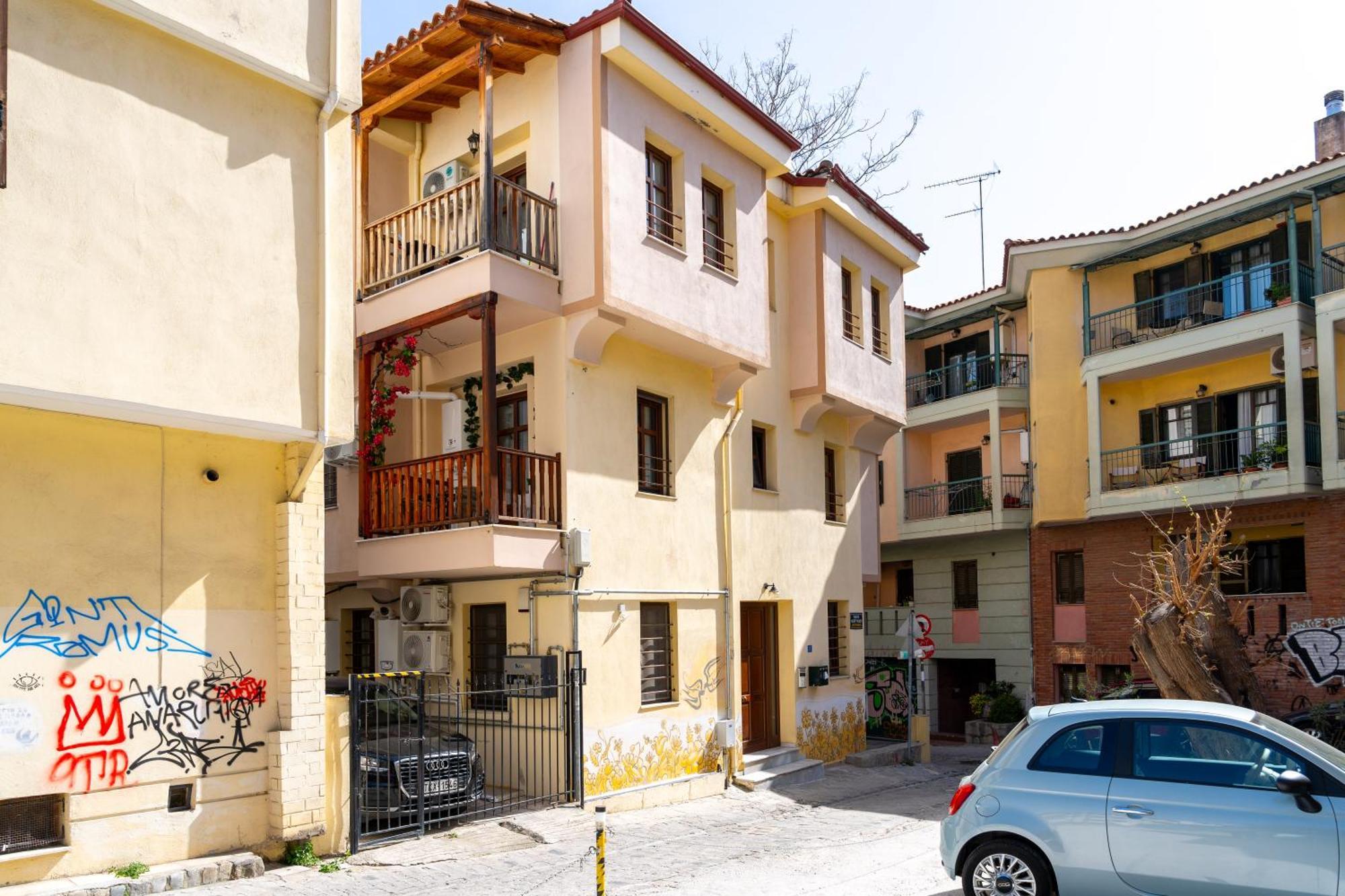 Angels Apartment Free Private Parking Салоніки Екстер'єр фото